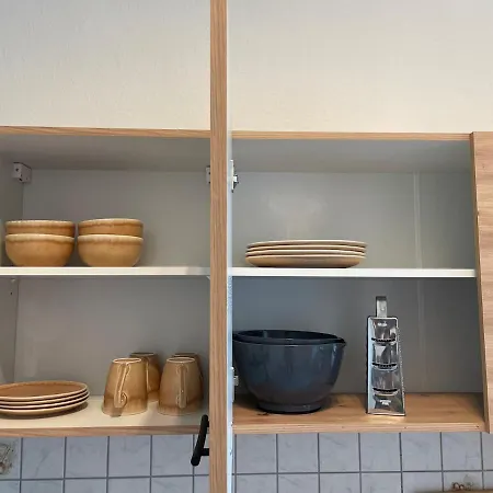 Moderne Fuer 4 Personen Zeitz