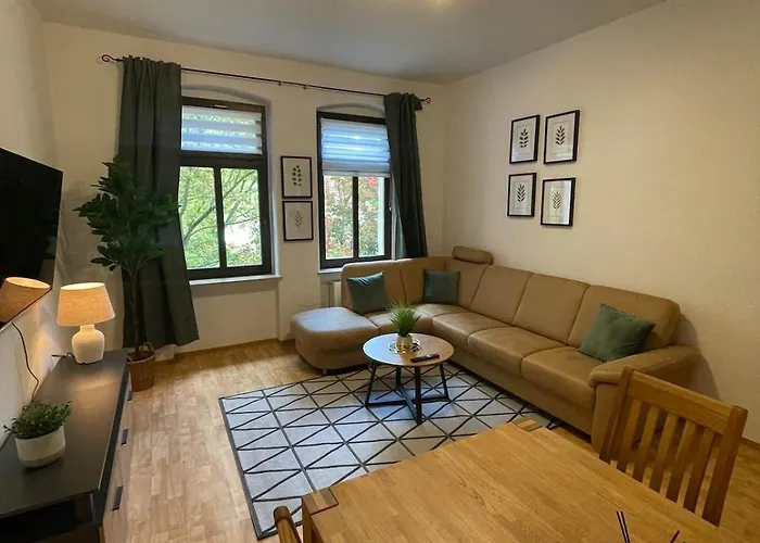 Moderne Fuer 4 Personen *