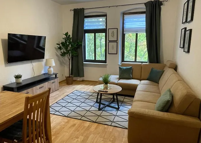 Moderne Fuer 4 Personen Lägenhet Zeitz